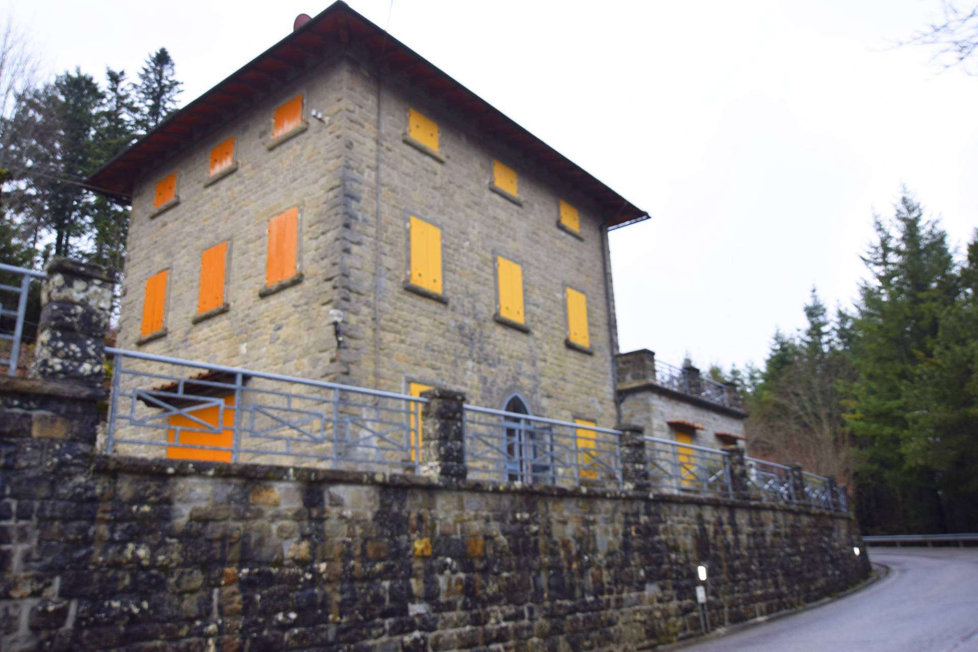 Villa via Martiri di Podernuovo1, Pelago