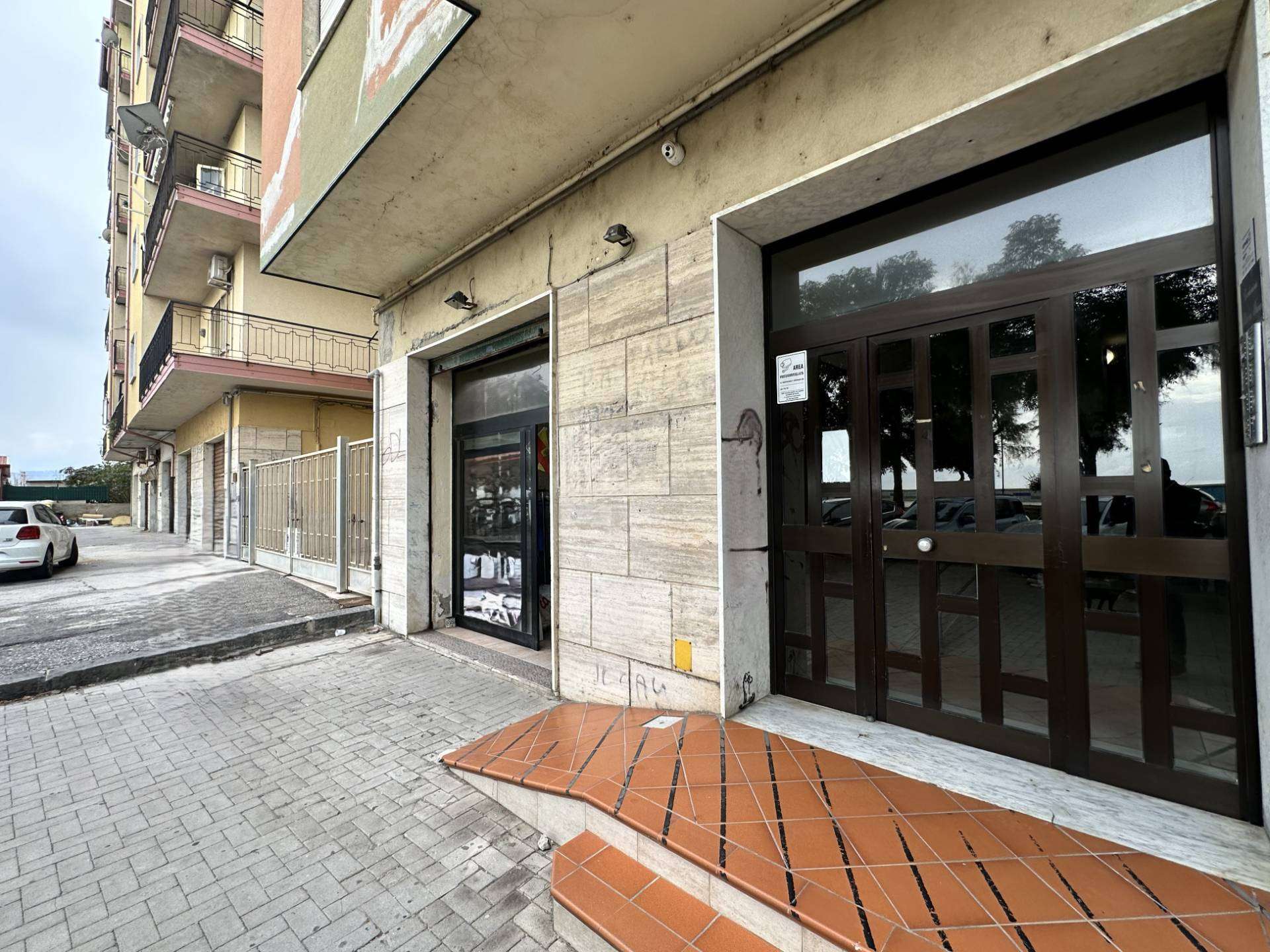 Negozio via Lungomare Stefano Pugliese55, Catanzaro