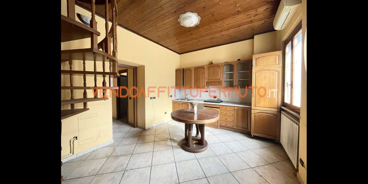 Casa indipendente VIA LOCATELLI, Brignano Gera d'Adda