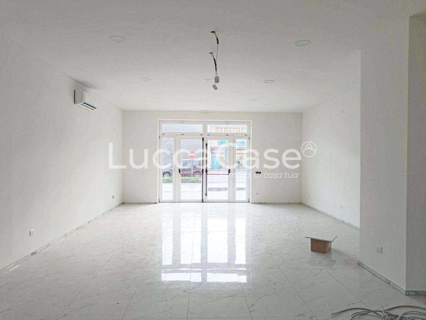Locale commerciale Via Porrina,  55025, Coreglia Antelminelli