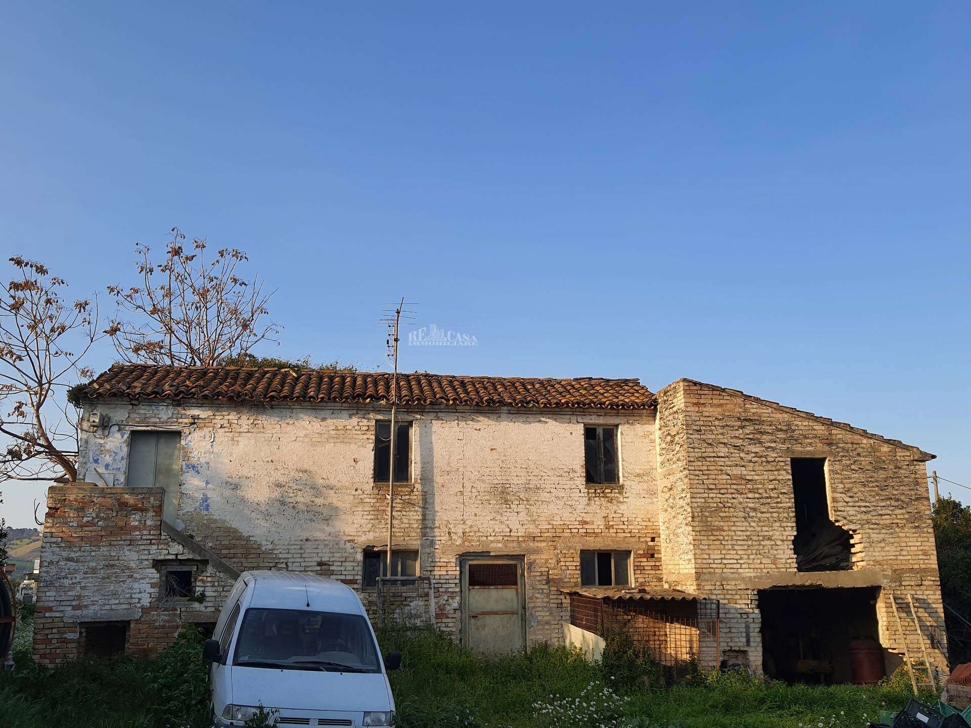 Casa indipendente Contrada isola Ovest, Monteprandone