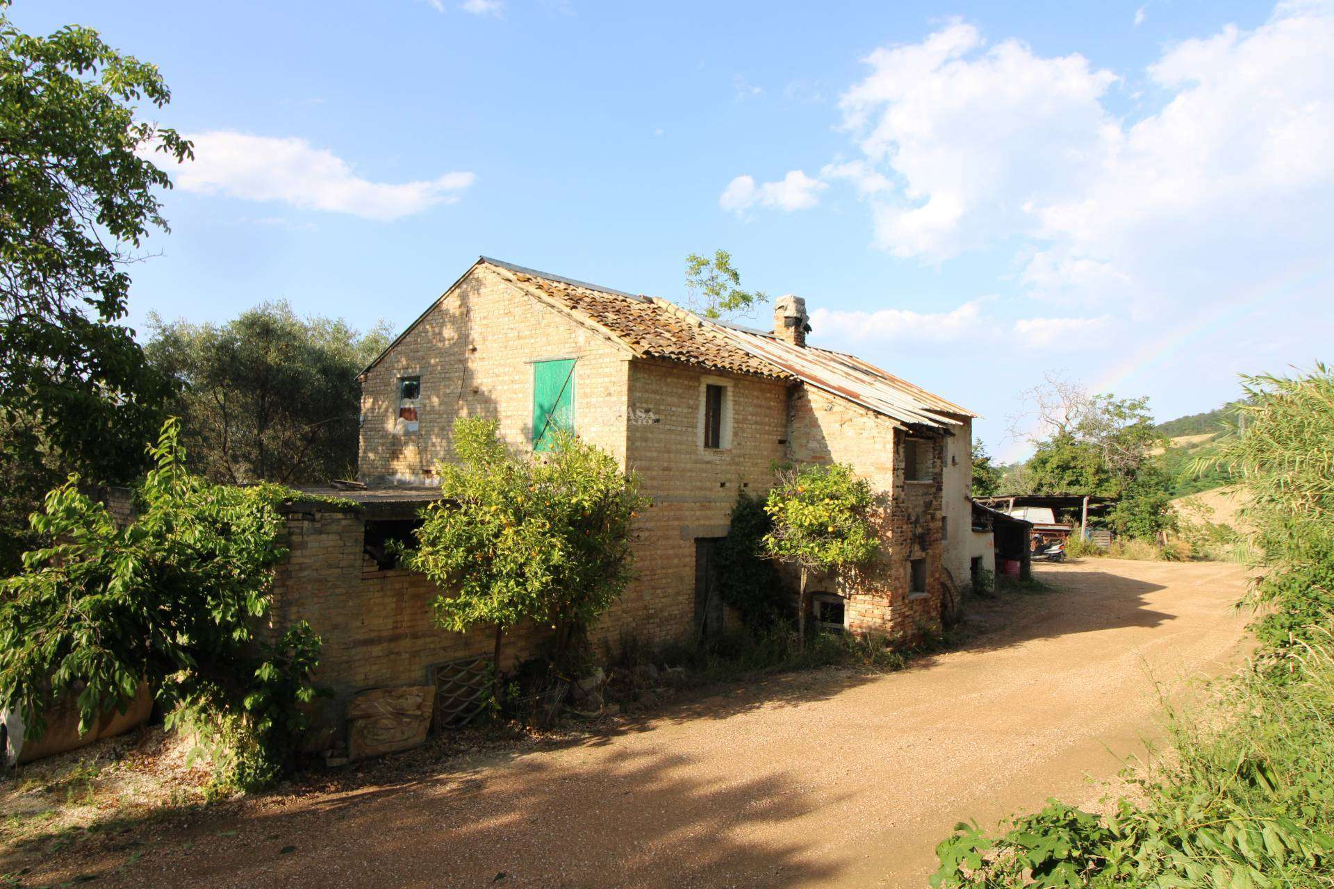 Rustico contrada aso, Montefiore dell'Aso