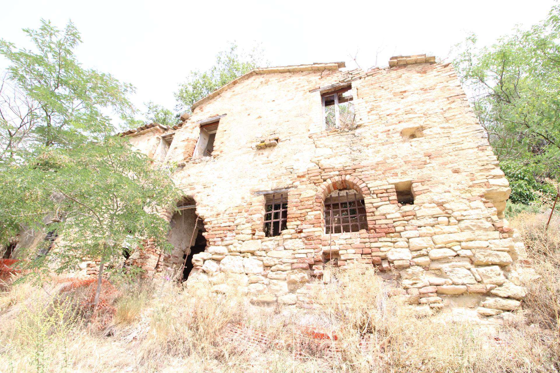 Rustico via acquarola, Ripatransone