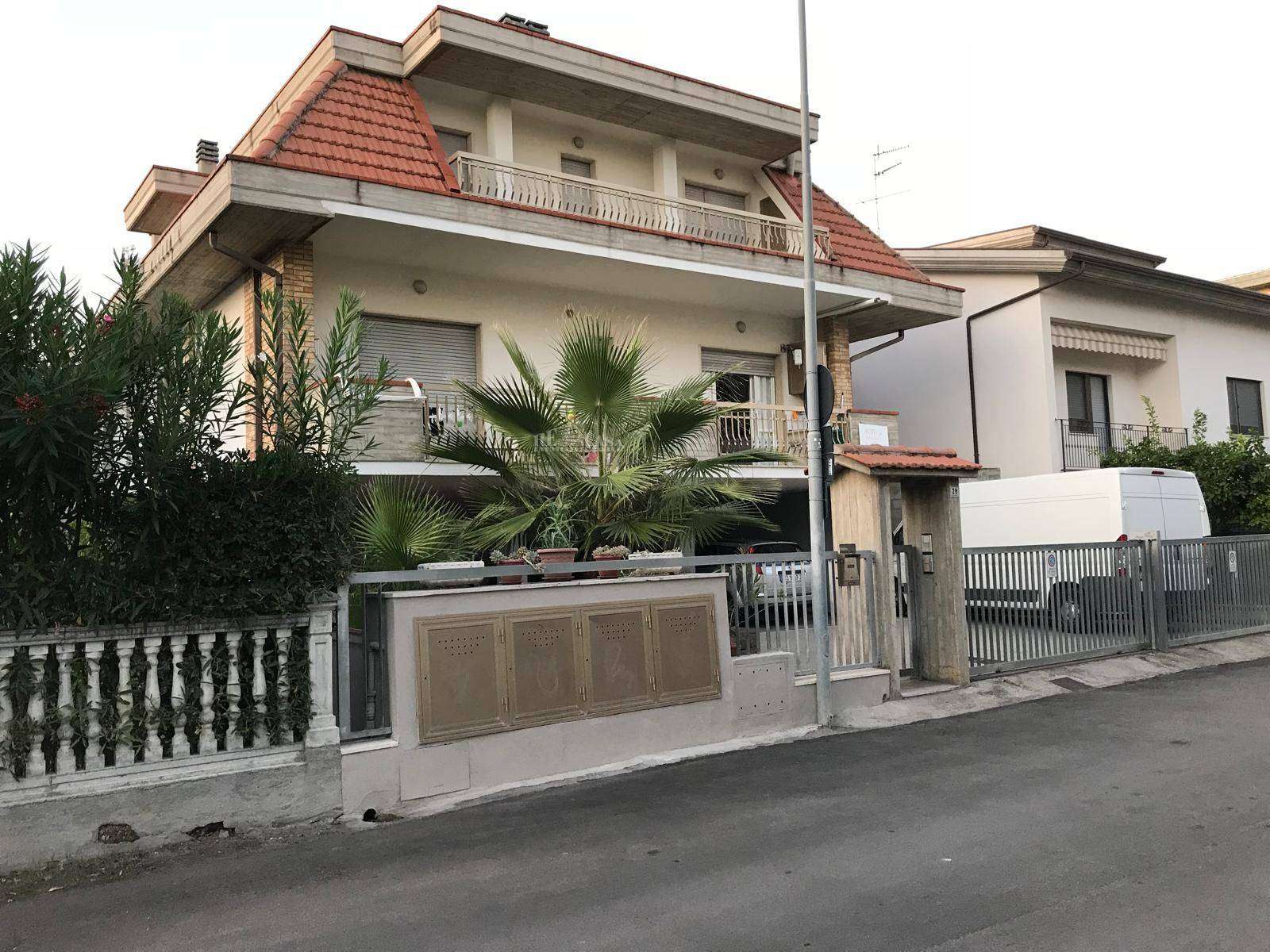 Rustico via vespucci25, Martinsicuro