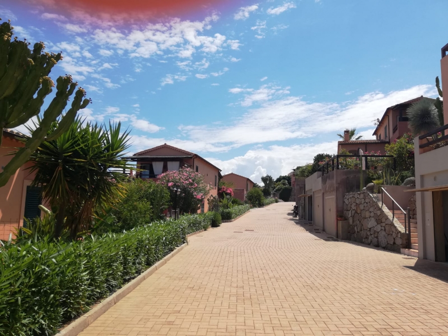 Villa Via Madama, Zambrone