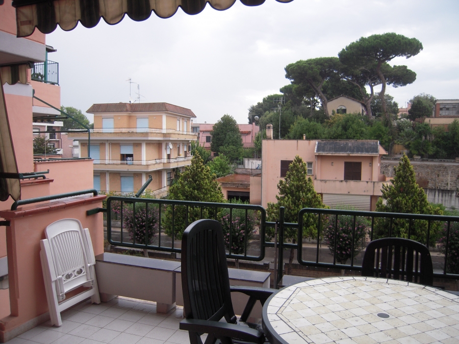 Appartamento via scipione, 19  loading=