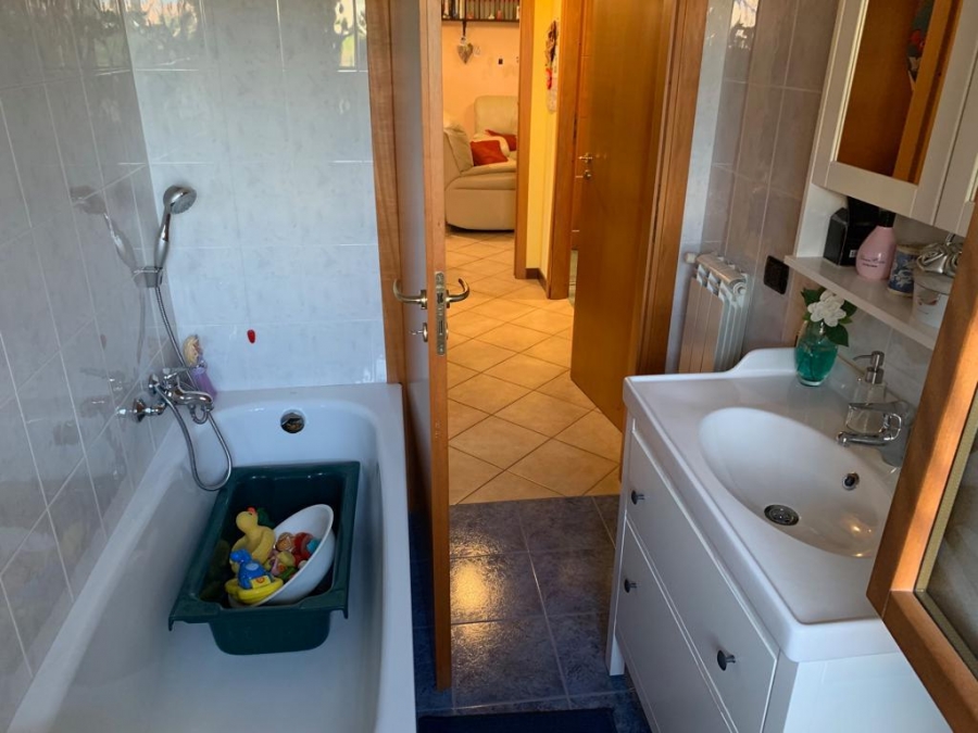 Appartamento Via Della Rinascita, 12  - foto 10