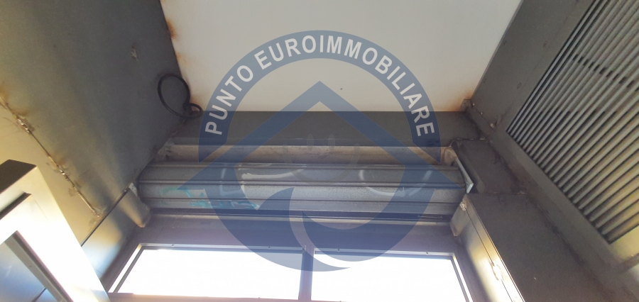 Ufficio Via Turati 100  - foto 11