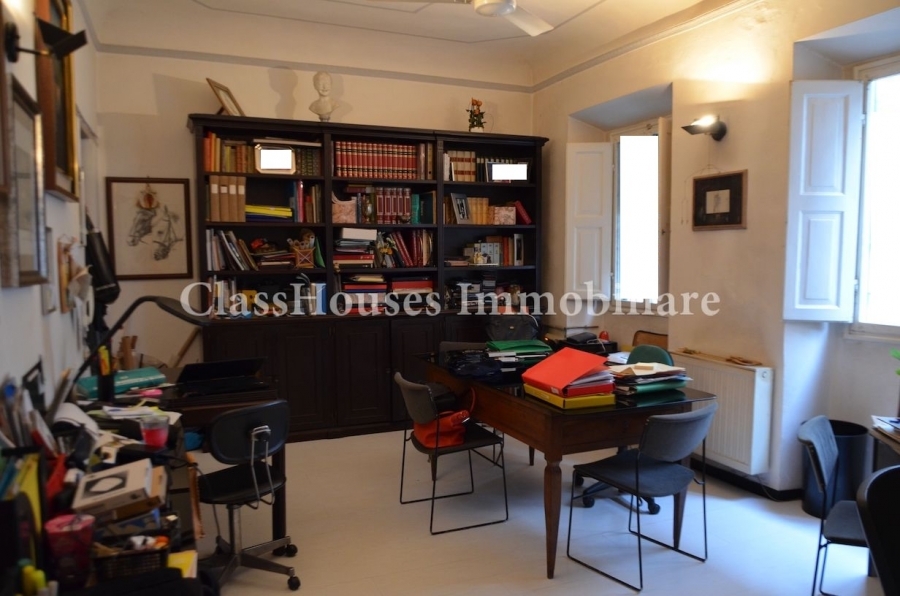 Appartamento PIAZZA S. AMBROGIO  - foto 2