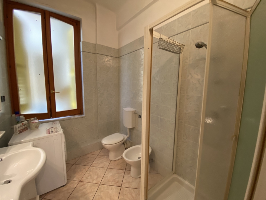 Appartamento VIA CASAREGIS  - foto 8
