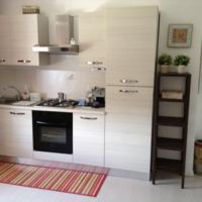 Appartamento via rosselli 9  - foto 2
