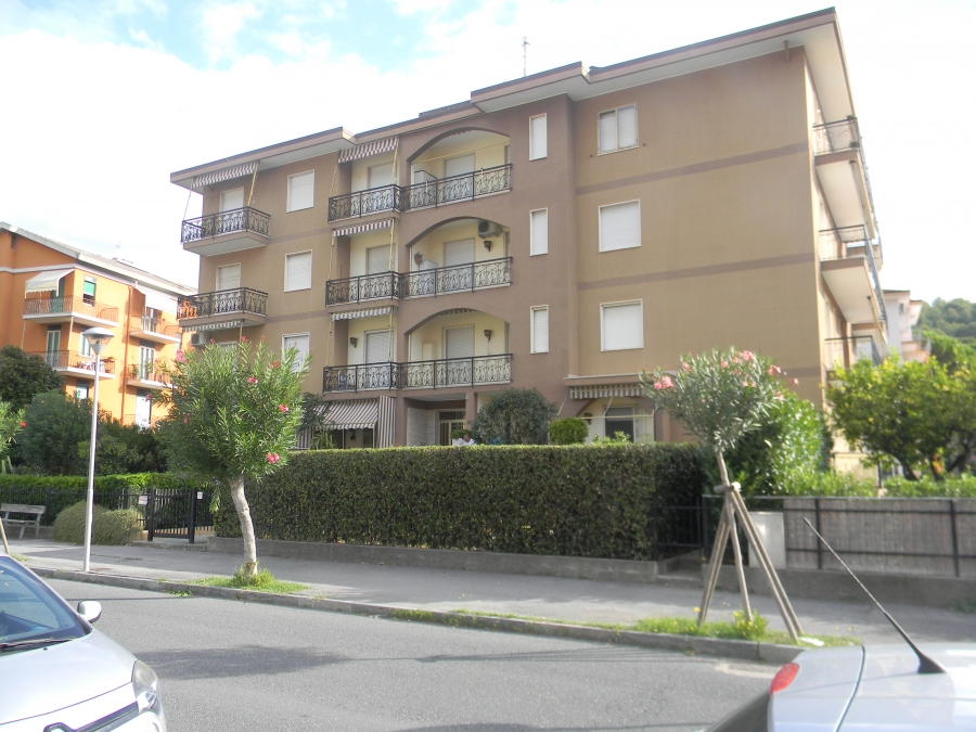 Appartamento via Marco Polo 68  - foto 2