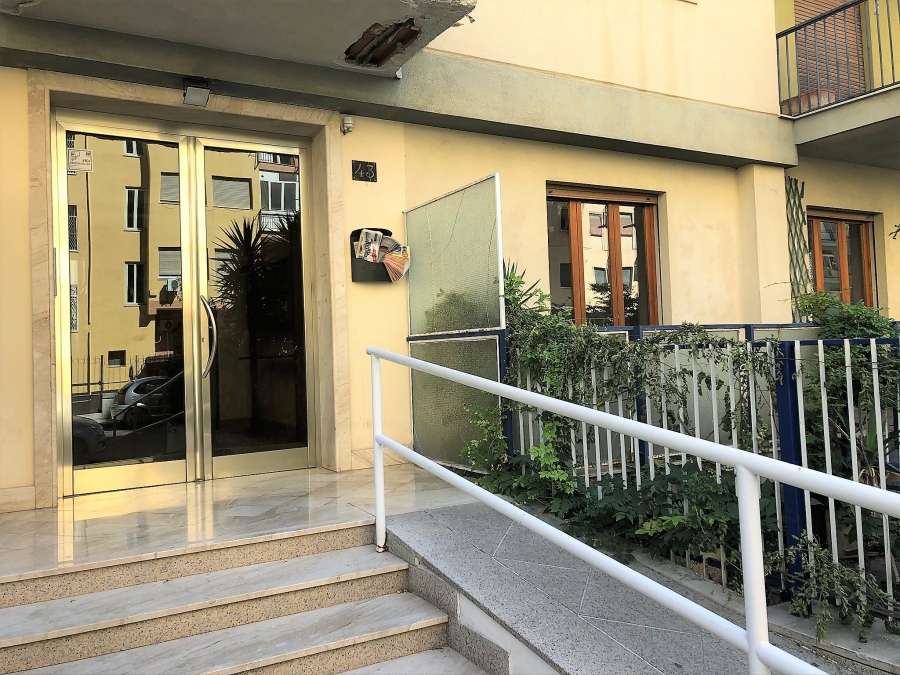 Appartamento via liguria 43 