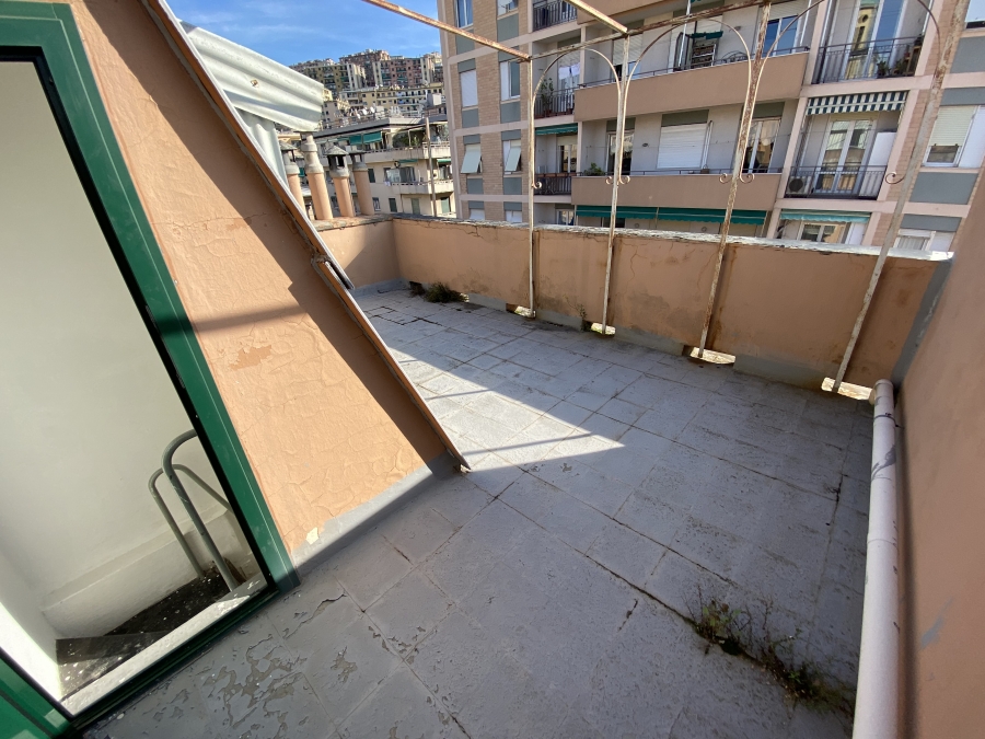 Appartamento VIA G.B.D'ALBERTIS 1  - foto 10