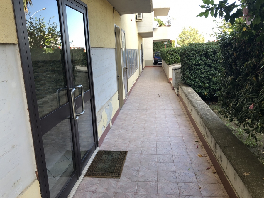 Appartamento via giulio pastore 11  - foto 2