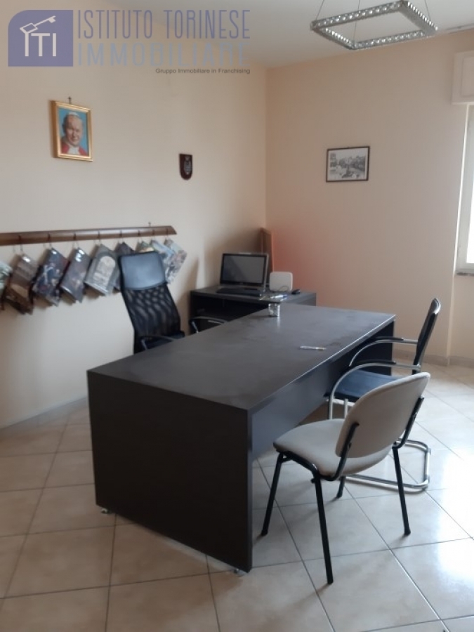 Appartamento VIA V.DI JASI  - foto 8