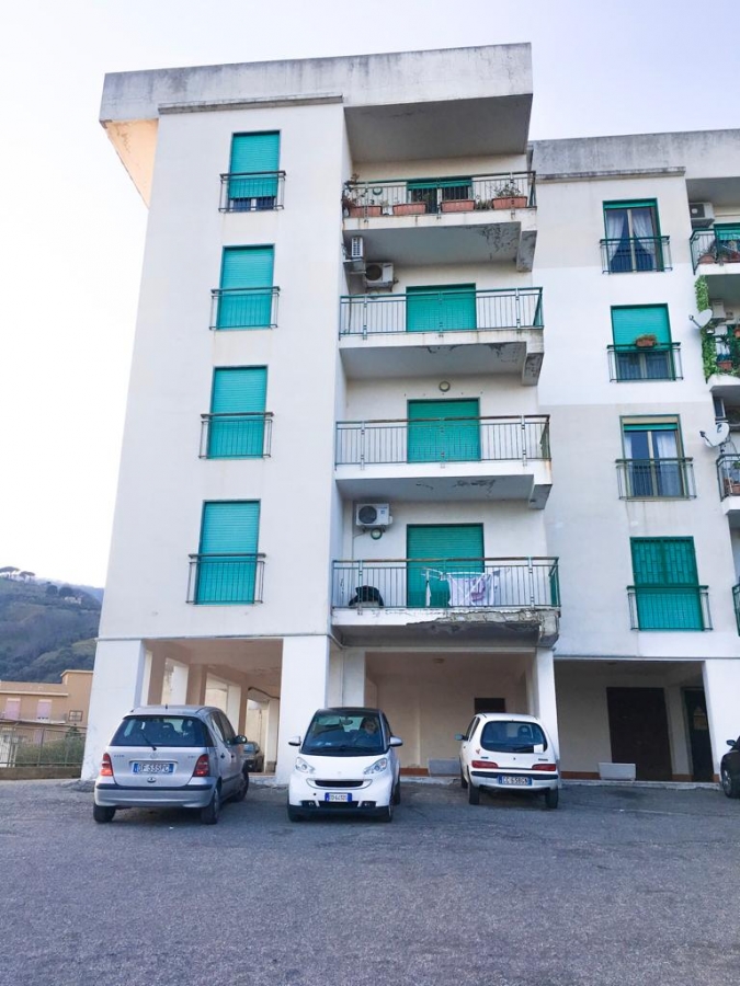 Appartamento in Vendita a Messina Via San Pantaleo 13