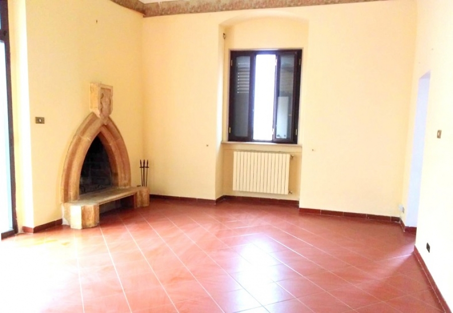 Casa indipendente vico santa maria della pietà 2  - foto 2