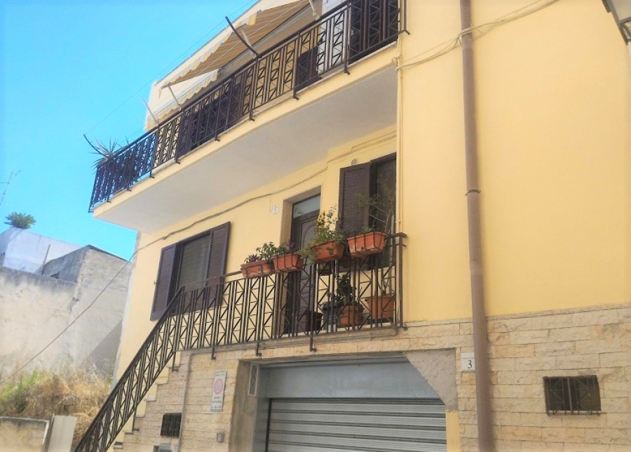 Casa indipendente via Palmucci, 5 