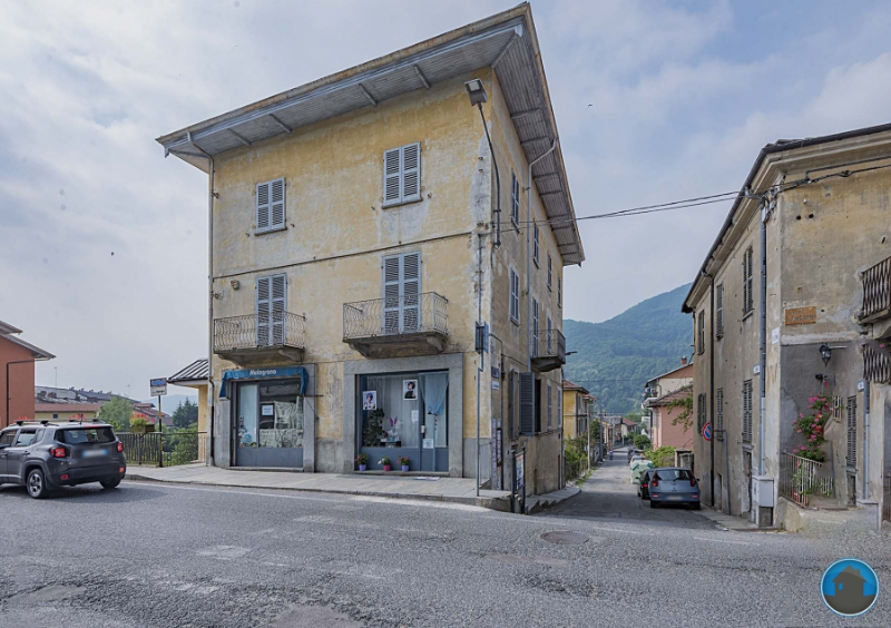 Appartamento piazza san martino 10  - foto 2