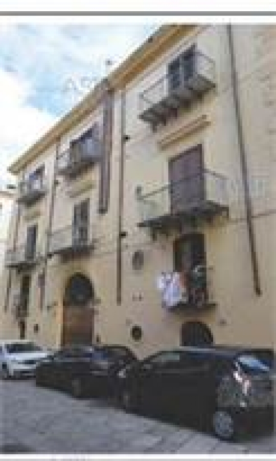 Appartamento Via Dei Carrettieri n°46  loading=