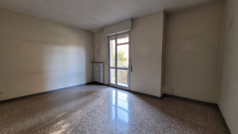 Appartamento via Parini  - foto 2