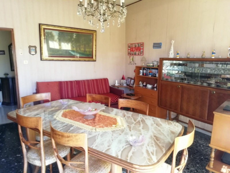 Appartamento Via A. De Gasperi  loading=