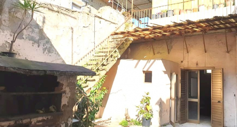 Casa indipendente Via C.Battisti  - foto 11