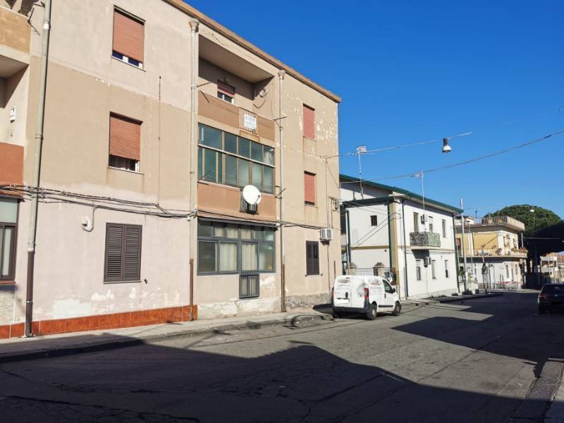 Appartamento via Etna, Riposto