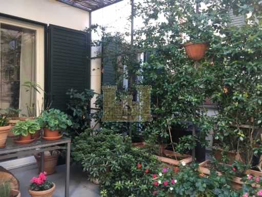 Appartamento VIA DE' PILASTRI, Firenze