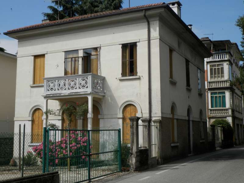 Villa in Vendita a Valdagno