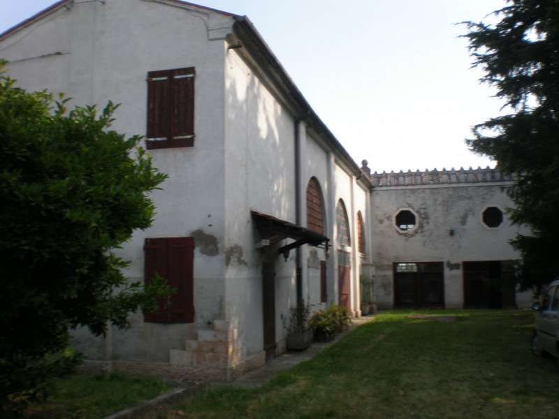 Villa in Vendita a Castelbaldo Castelbaldo - Centro