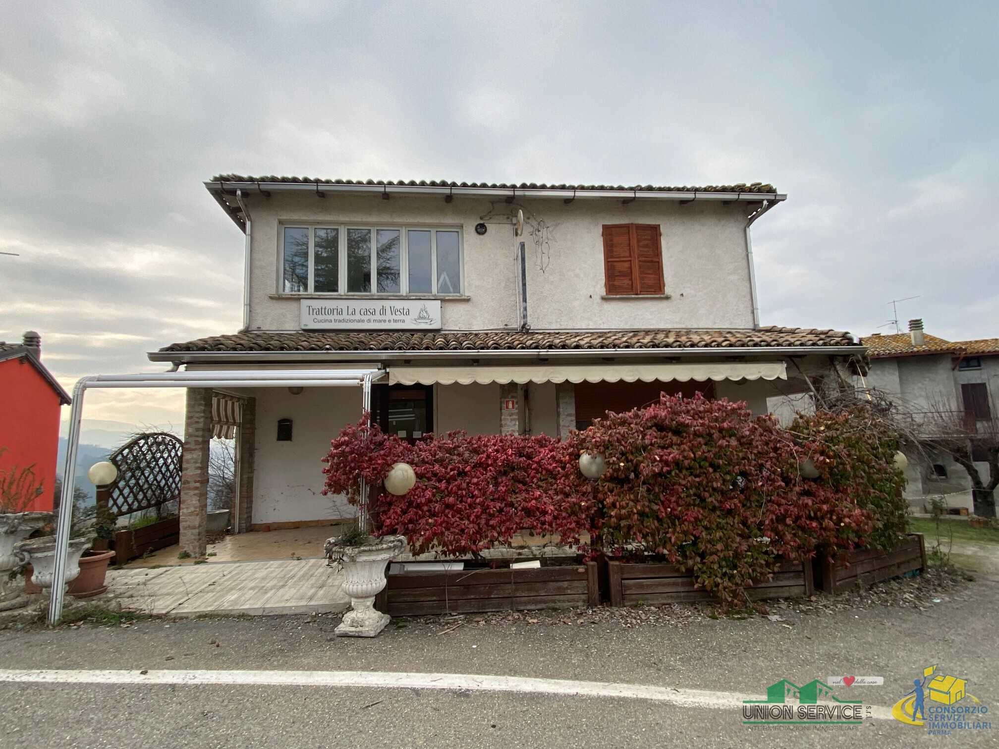 Casa indipendente via varano Marchesi, Medesano