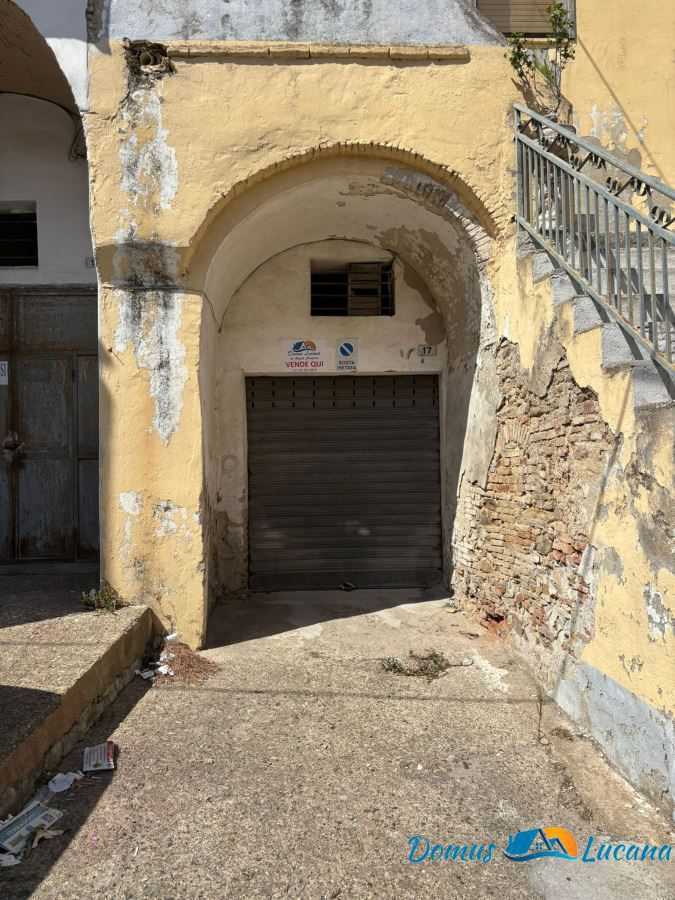 Box - Garage - Posto Auto Via San Giovanni, Pomarico