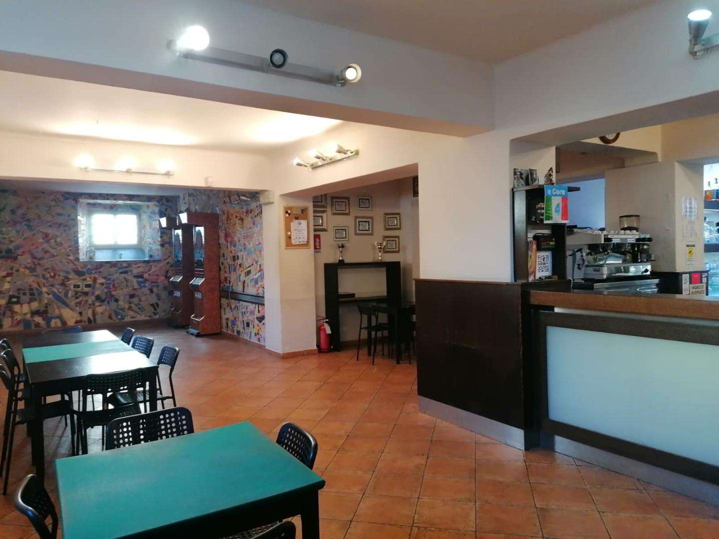 Locale commerciale Viale XX Settembre,, Carrara
