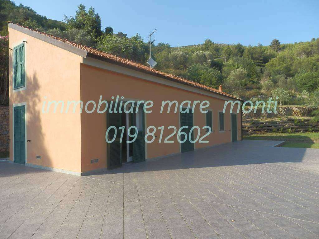 Villa via laiolo, Spotorno