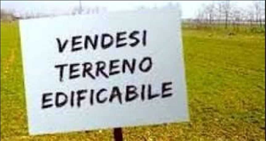 Terreno edificabile Via Nuova Appia, Luni