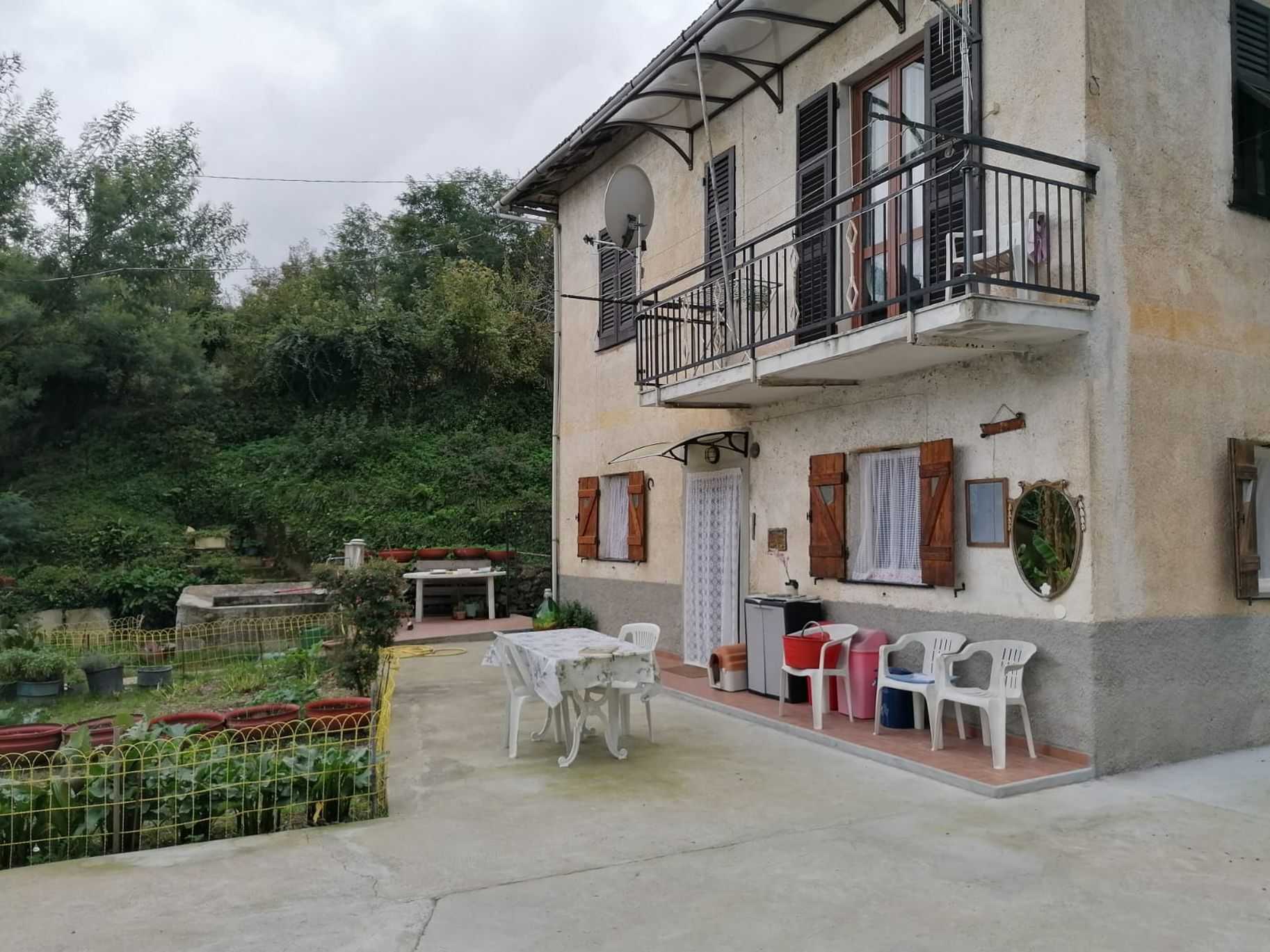 Casa indipendente Via Torbi, Ceranesi