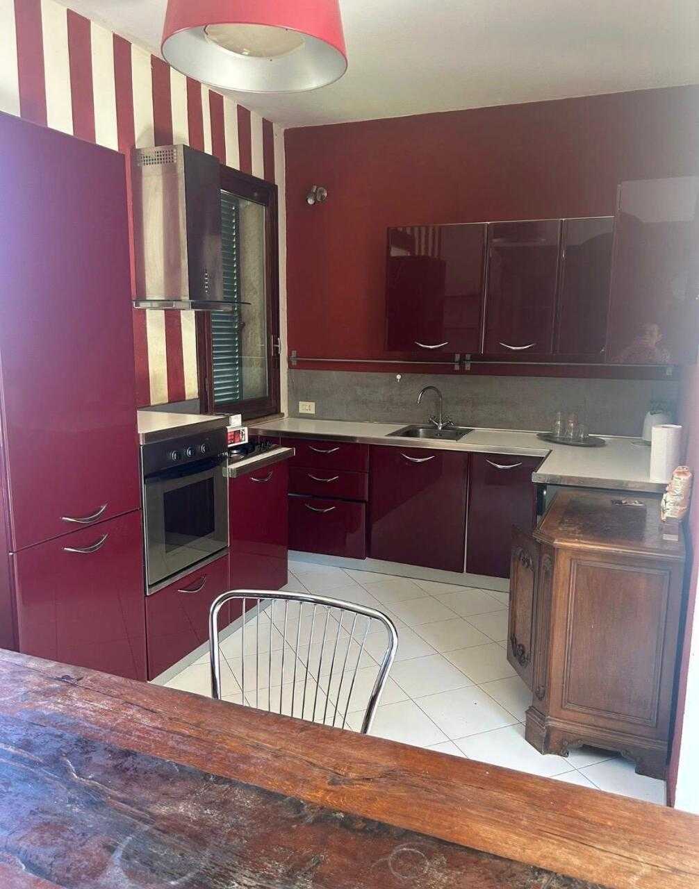 Porzione di casa Via Pisanello, Ameglia