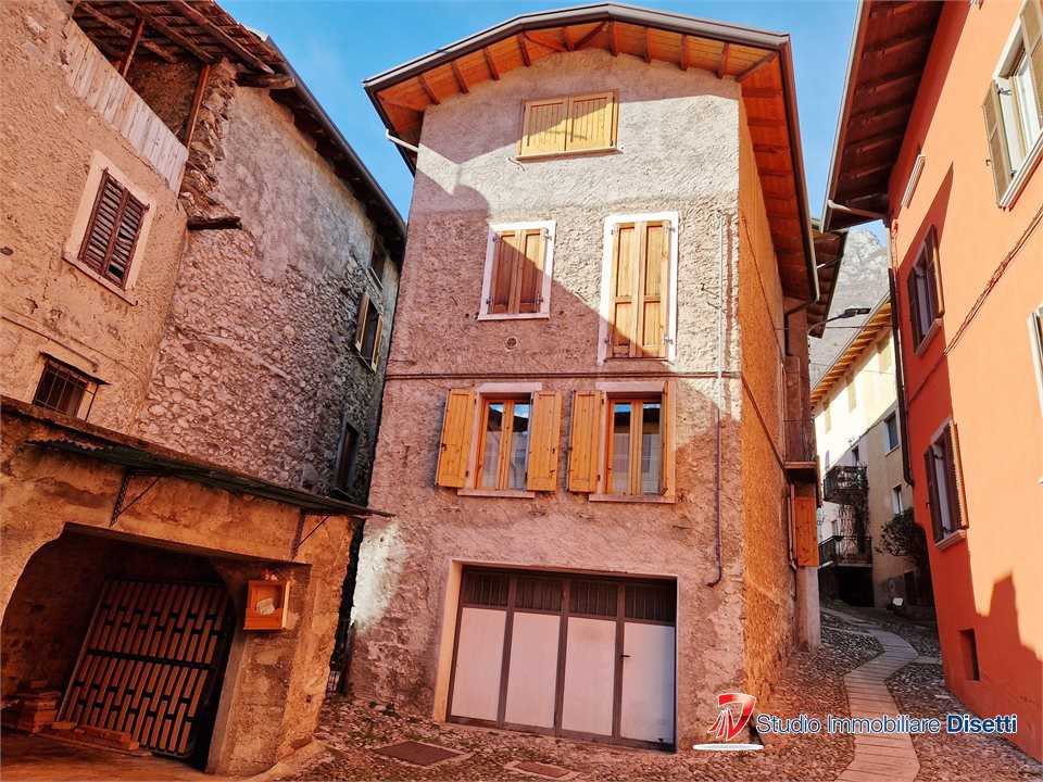 Appartamento Vicolo Griffi, Losine