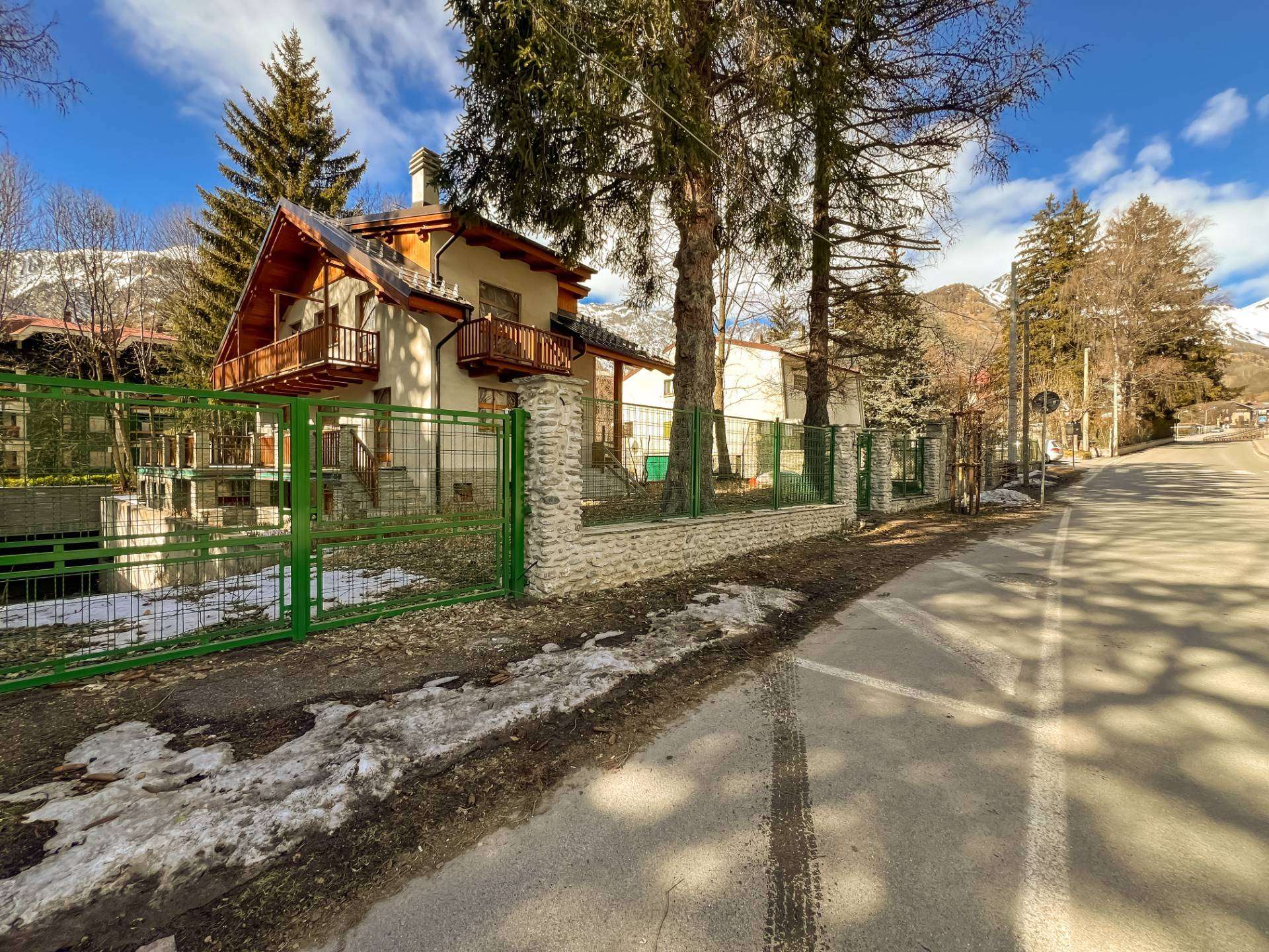 Villa Viale Bramafam, Bardonecchia