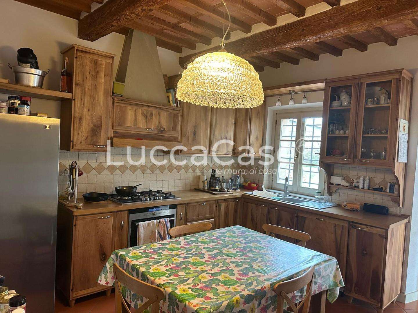 Locale commerciale Via Ciarpetti,, Porcari