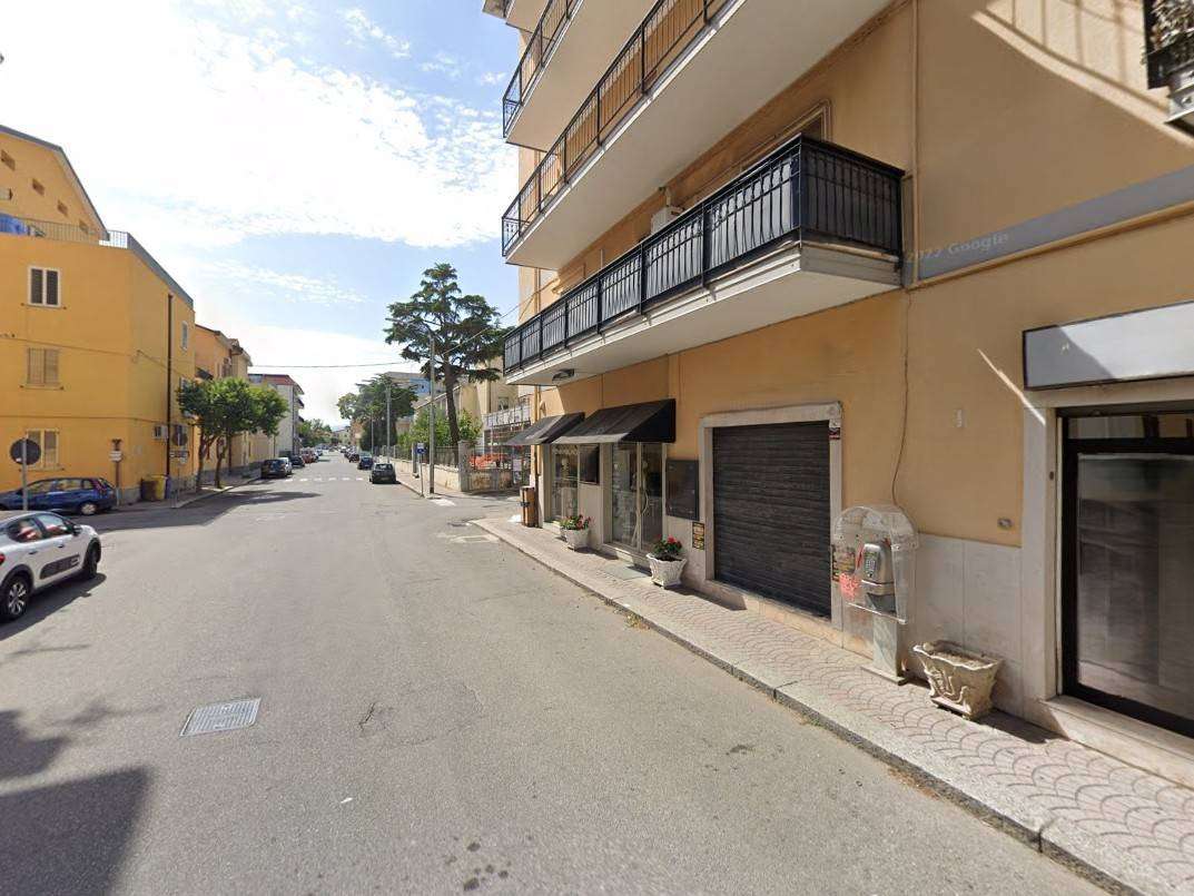 Negozio via Torrazzo130, Catanzaro