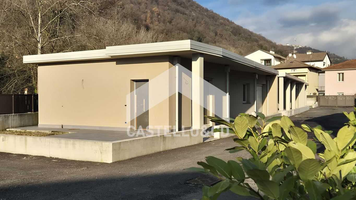 Villetta a schiera Via Canossi, Villanuova sul Clisi