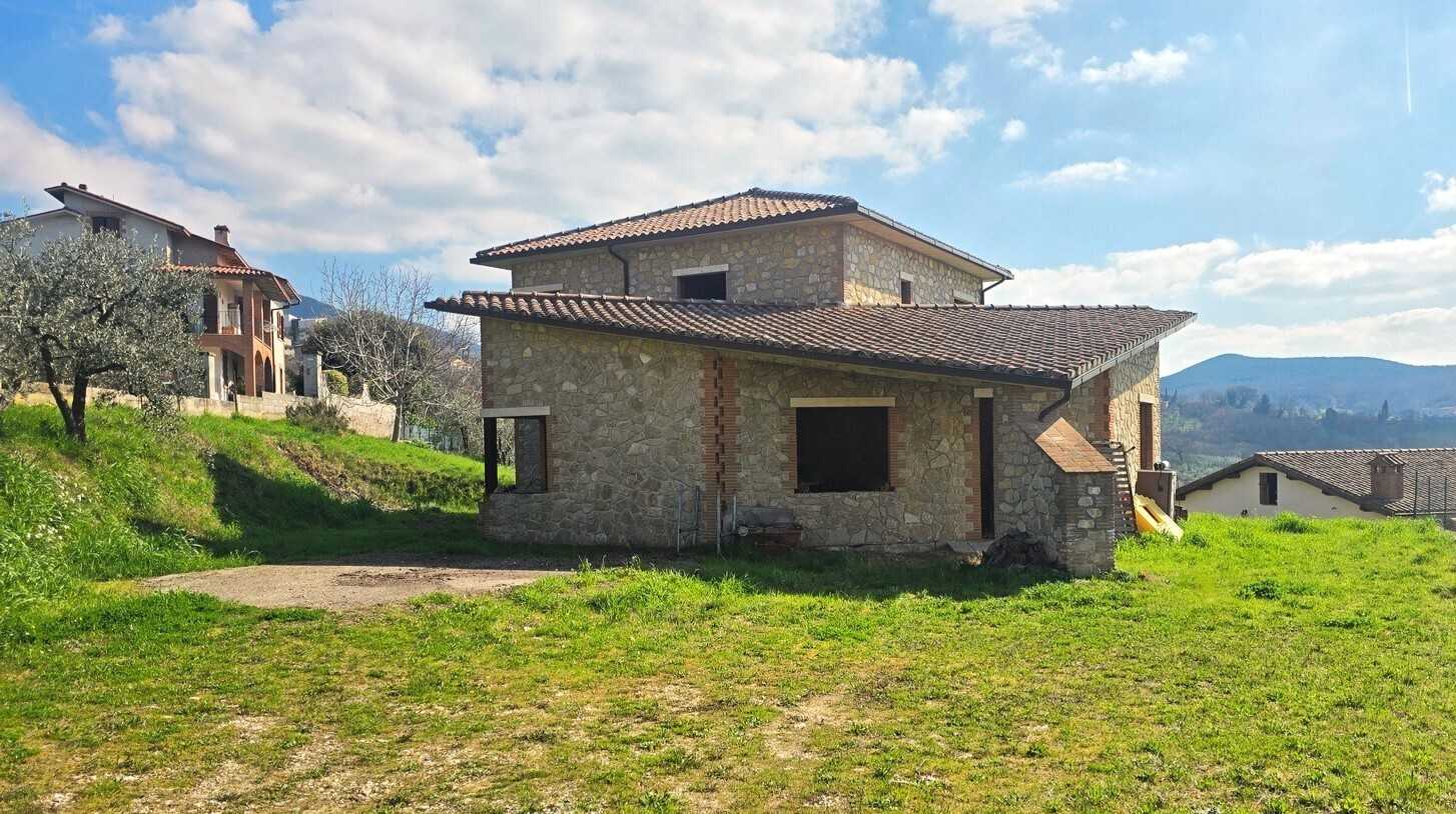 Casa indipendente Via Pagliericci, Montecchio