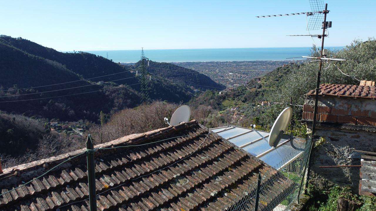 Casa Bi - Trifamiliare Sant 'Eustachio, Montignoso