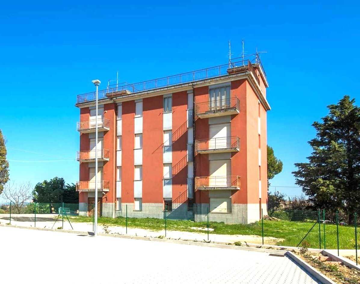 Casa indipendente Via Monte della Serra, Belvedere Ostrense