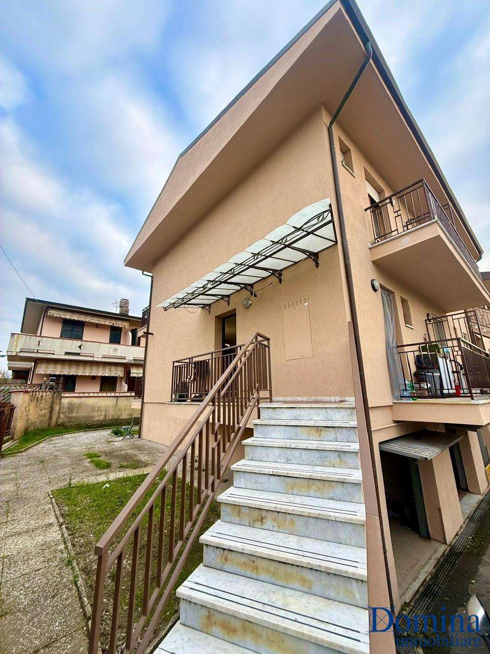 Appartamento Via delle Pinete,  296, Massa
