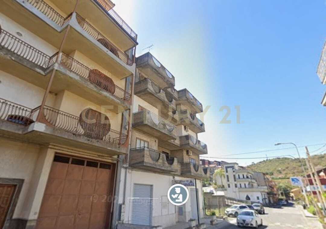Palazzo - Stabile Via Umberto I, Militello in Val di Catania
