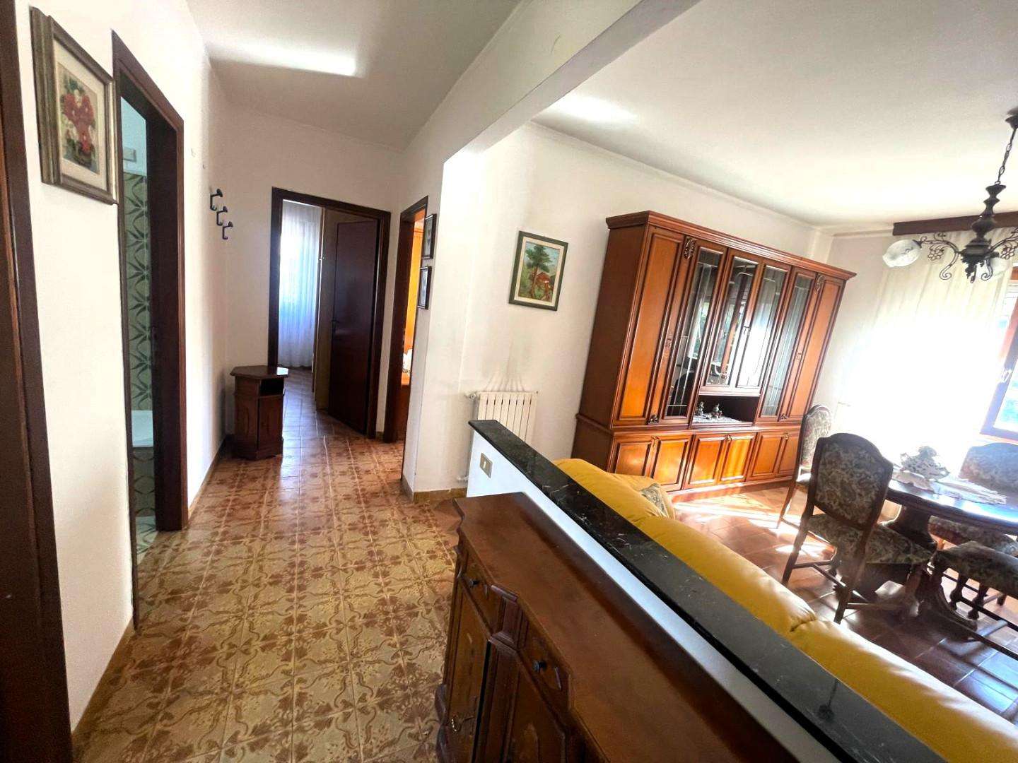 Appartamento Via Magliano,, Massa
